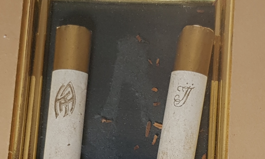 KEMAL ATATÜRK VE İSMET İNÖNÜ İNİSİYALLİ ÖZEL YAPIM BİR ÇİFT SİGARA