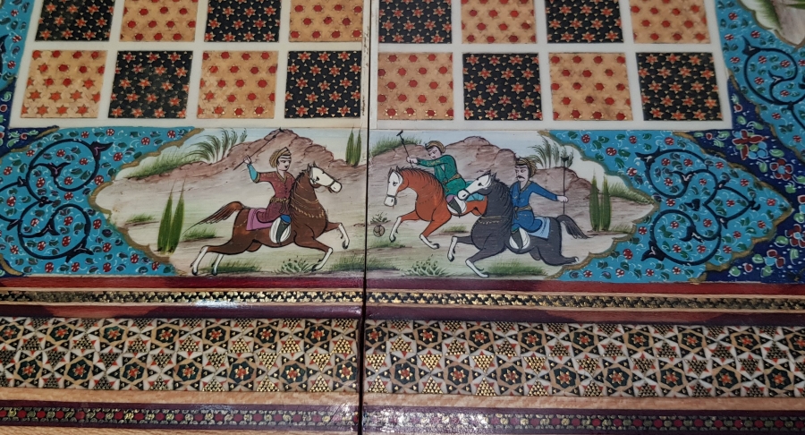 ÖZEL YAPIM MARKÜTERİ VE MİNYATÜRLÜ TAVLA