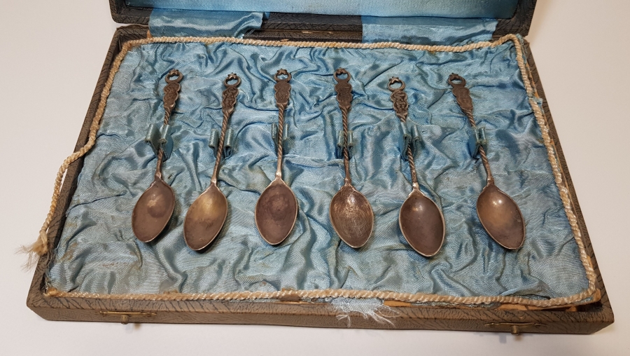 OSMANLICA İSTANBUL YAZILI KUTUSUNDA GÜMÜŞ ÇAY KAŞIĞI SETİ