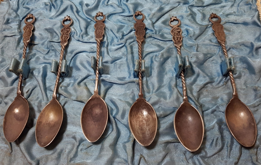 OSMANLICA İSTANBUL YAZILI KUTUSUNDA GÜMÜŞ ÇAY KAŞIĞI SETİ