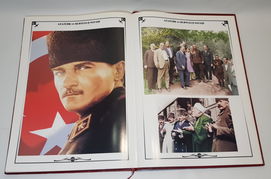 BELGESEL KİTAP: ATATÜRK VE KURTULUŞ SAVAŞI 