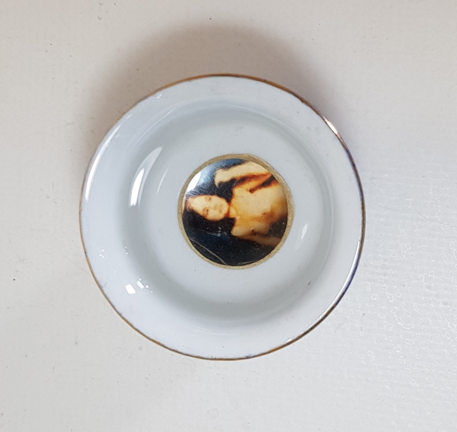 İÇİ NÜ GÖRSELLİ JAPON SAKE BARDAĞI