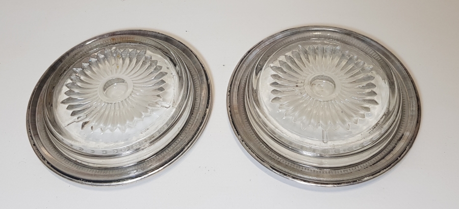 İNGİLİZ STERLING SILVER & KRİSTAL KESME BİR ÇİFT İKRAMLIK