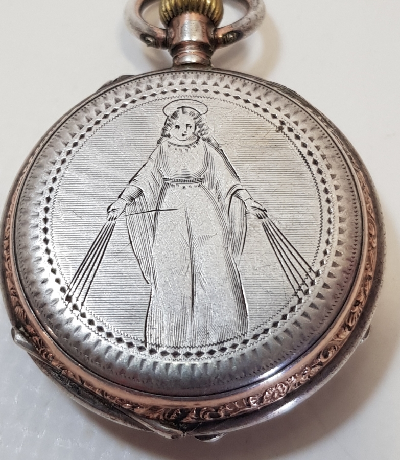 NADİR FORMDA MİNELİ KADRANLI GÜMÜŞ CEP SAATİ