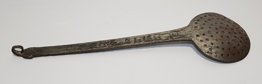 ARKASI OSMANLICA YAZILI BAKIR SÜZGEÇ 