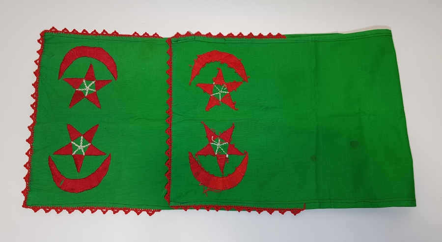 OSMANLI DÖNEMİ TEKSTİL: AY YILDIZLI KAPI SÜSÜ