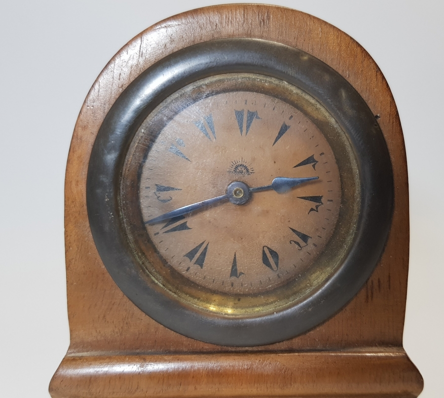 OSMANLI DÖNEMİ NADİR FORMDA AHŞAP MASA SAATİ