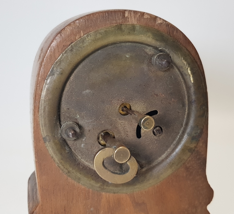 OSMANLI DÖNEMİ NADİR FORMDA AHŞAP MASA SAATİ