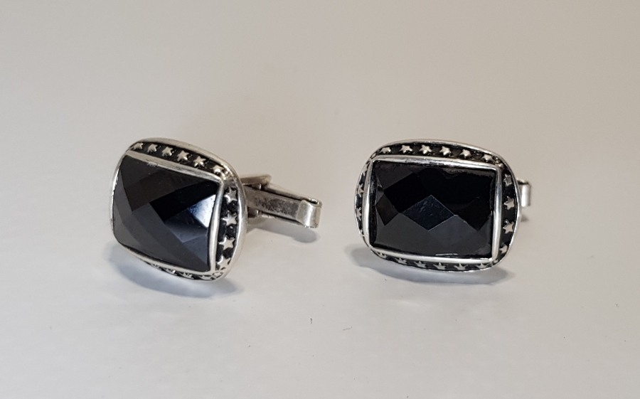 ÜZERİ TAŞLI GÜMÜŞ KOL DÜĞMELERİ