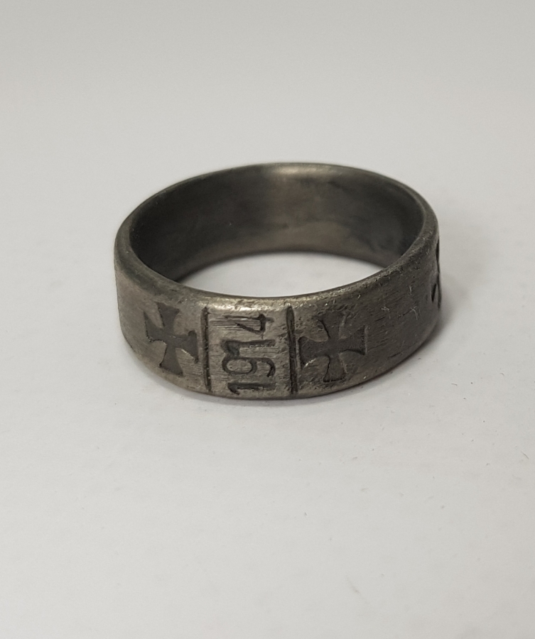 1. DÜNYA SAVAŞI 1914-1918 TARİHLİ VE HAÇ GÖRSELLİ ALMAN SUBAY YÜZÜĞÜ