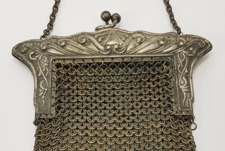 1900'LERDEN GÜMÜŞ KAPLAMA FRANSIZ GECE ÇANTASI