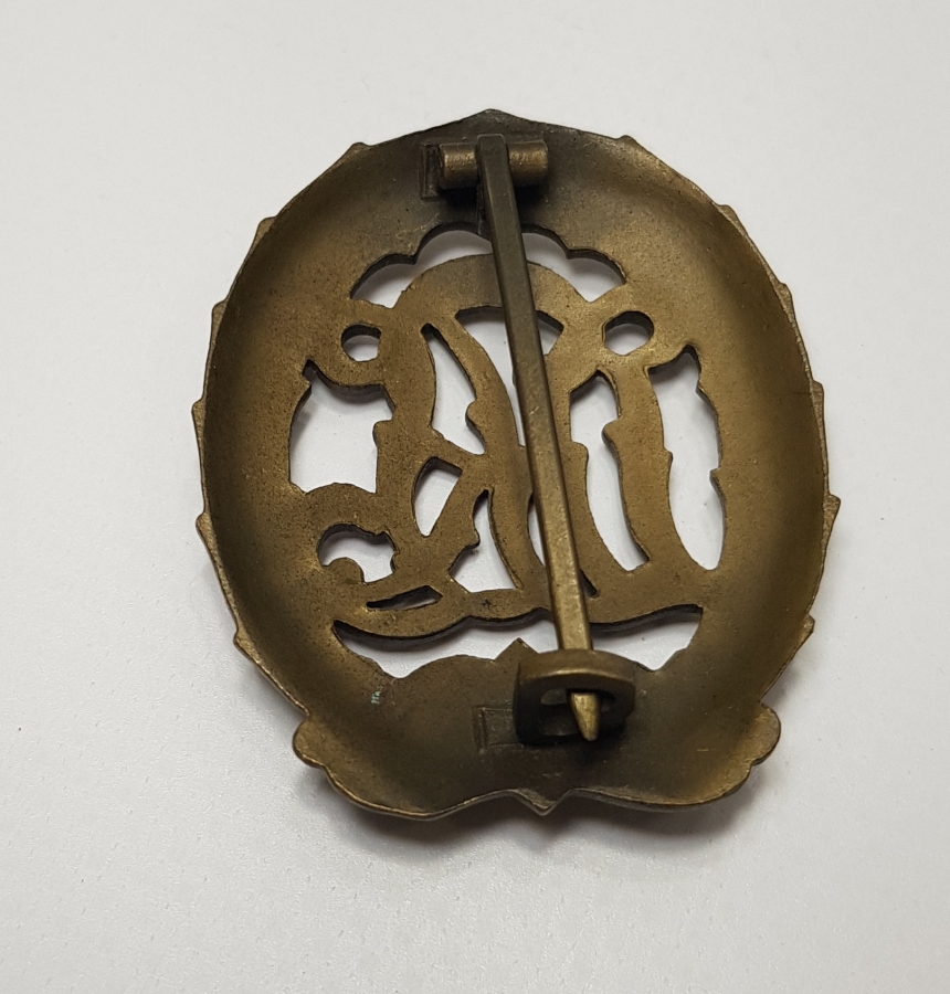 2. DÜNYA SAVAŞI DÖNEMİ NAZİ ROZET