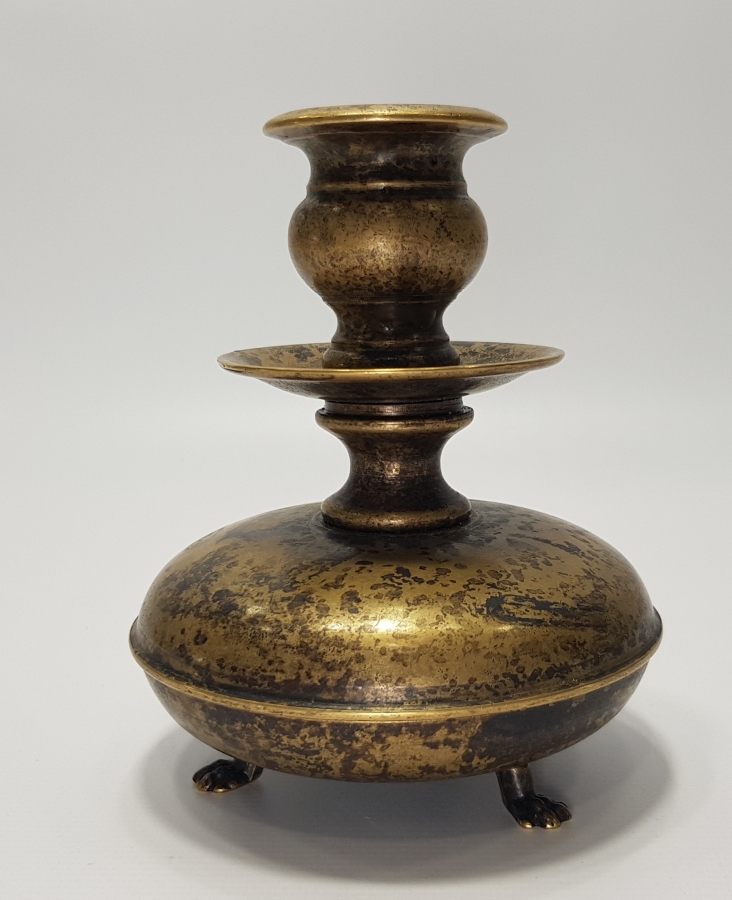 FARKLI FORMDA ANTİKA BRONZ ŞAMDAN