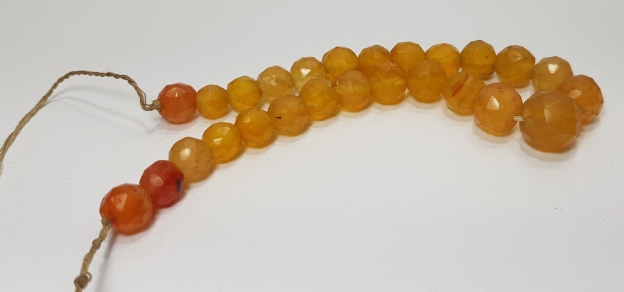 OSMANLI DÖNEMİ FASETALI KESİM NADİR RENKTE AKİK KOLYE