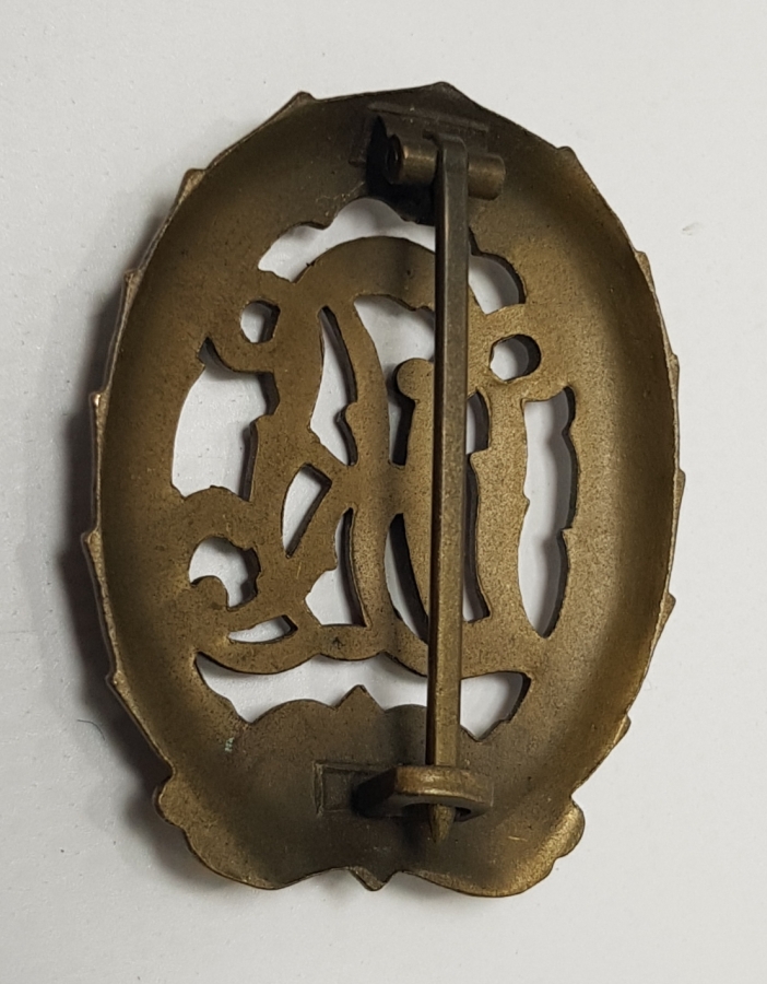 2. DÜNYA SAVAŞI DÖNEMİ NAZİ ROZET