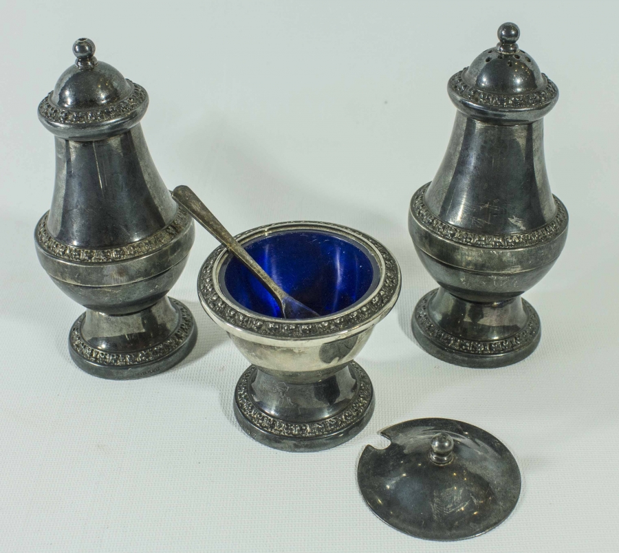 İNGİLİZ DAMGALI GÜMÜŞ KAPLAMA SOFRA SETİ