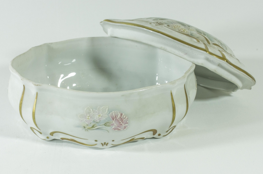 LIMOGES DAMGALI PORSELEN KUTU