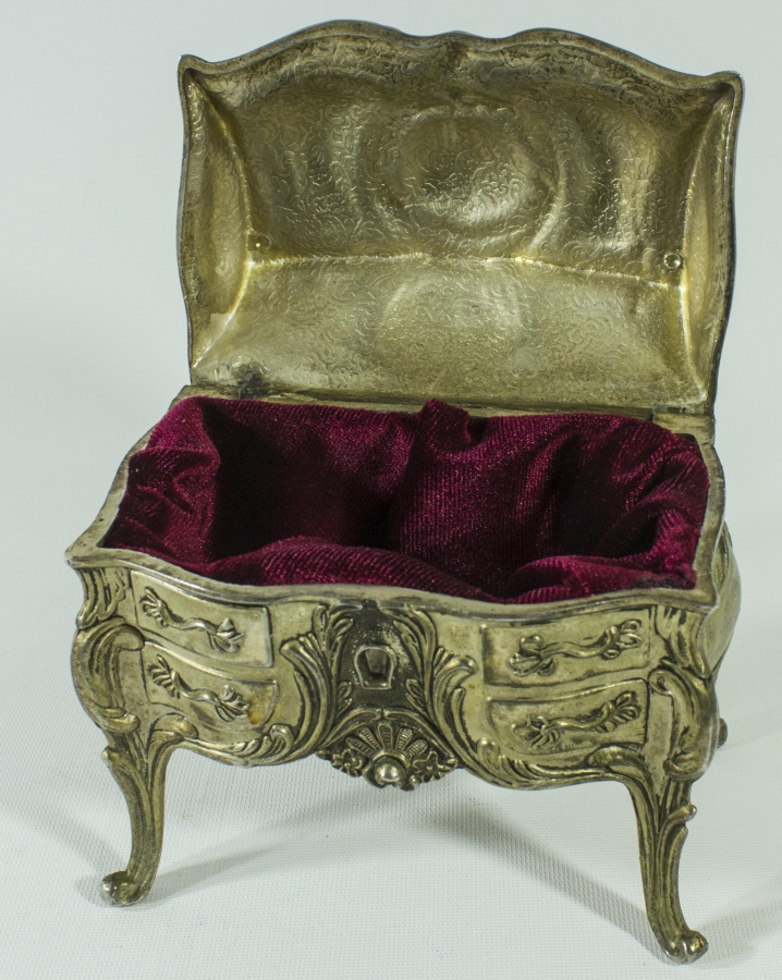 METAL MÜCEVHER KUTUSU