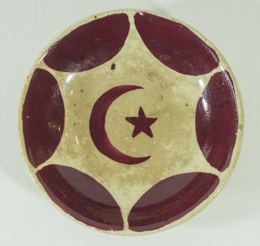 ay yildizli porselen tabak