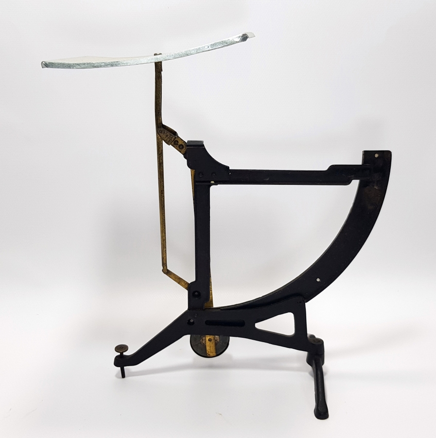 1920's PORSELEN KADRANLI POSTA TERAZİSİ