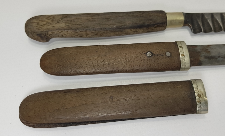 CUMHURİYET İLK DÖNEM BURSA İŞİ İKİ ADET BIÇAK