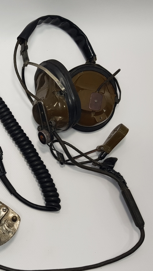 2. DÜNYA SAVAŞI DÖNEMİ TANKÇI KULAKLIK VE MİKROFON TAKIMI