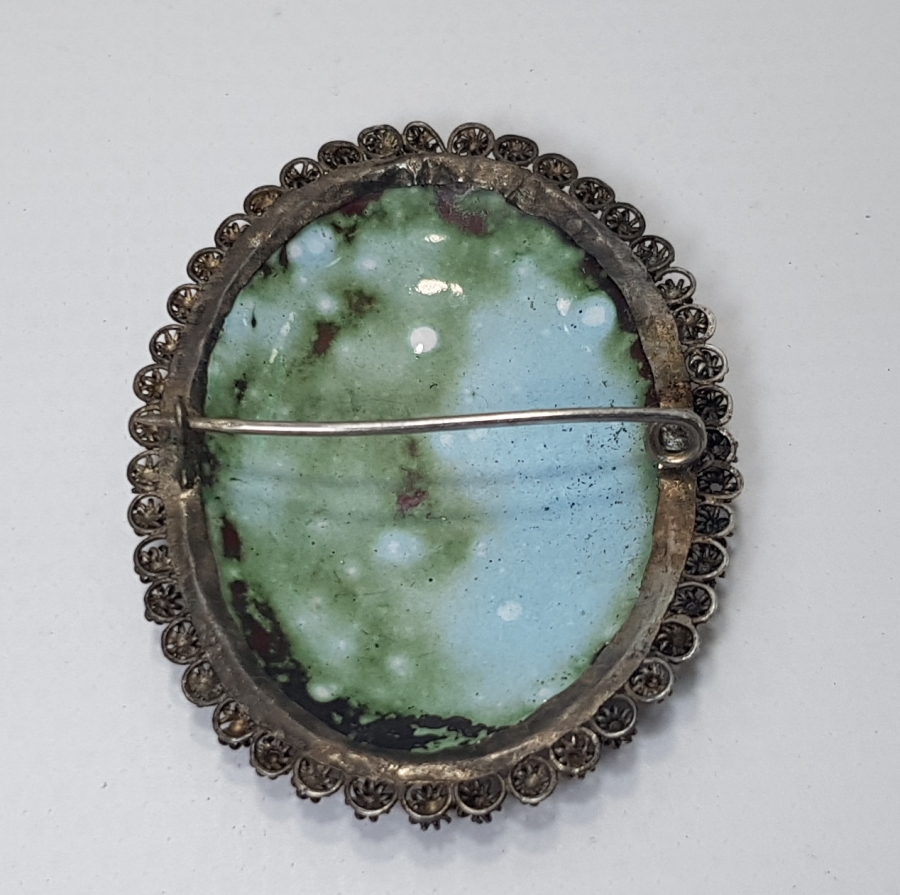 GÜVERSE İŞÇİLİKLİ MİNELİ BROŞ