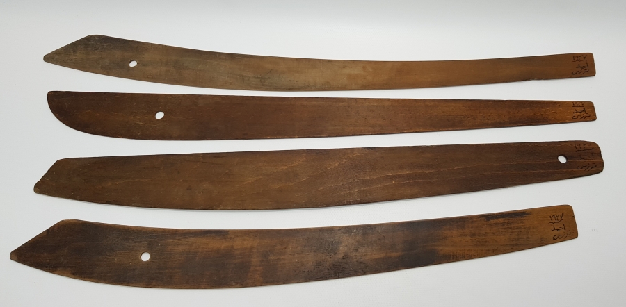 OSMANLICA TERZİ AHMET SENE 1927 YAZILI AHŞAP TERZİ KALIPLARI 