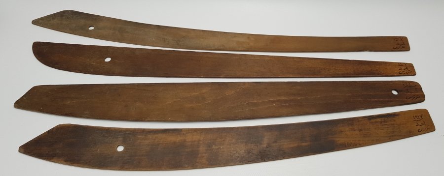 OSMANLICA TERZİ AHMET SENE 1927 YAZILI AHŞAP TERZİ KALIPLARI 