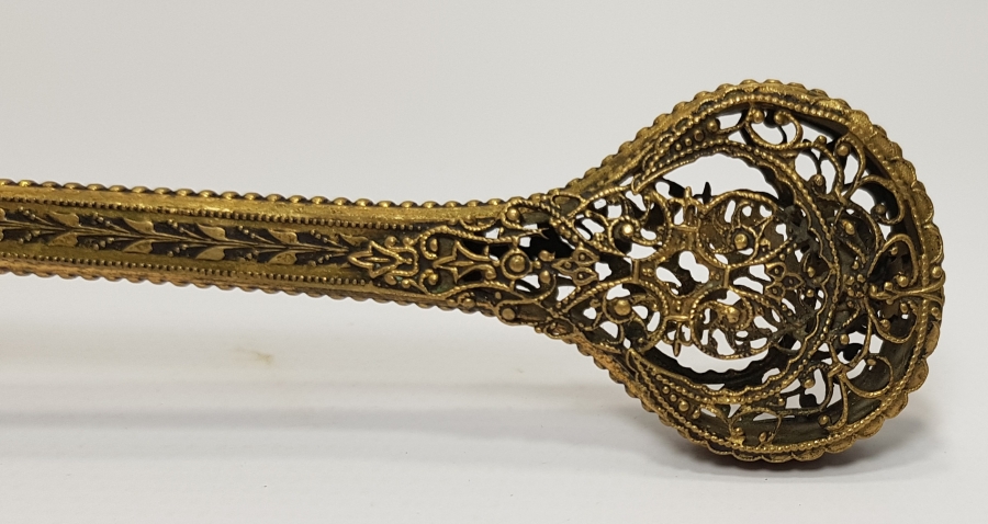 OSMANLI DÖNEMİ HİLAL SAPLI ELBİSE FIRÇASI