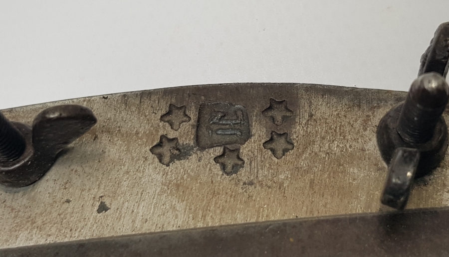 OSMANLI DÖNEMİ ÜZERİ OSMANLICA DAMGALI HALI MAKASI