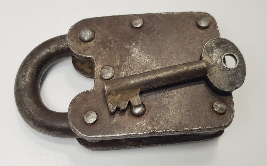 ÜZERİ OSMANLICA YAZILI OSMANLI DÖNEMİ KİLİT