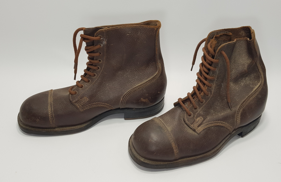 2. DÜNYA SAVAŞI DÖNEMİ 1945 TARİHLİ ALMAN ASKERİ BOT