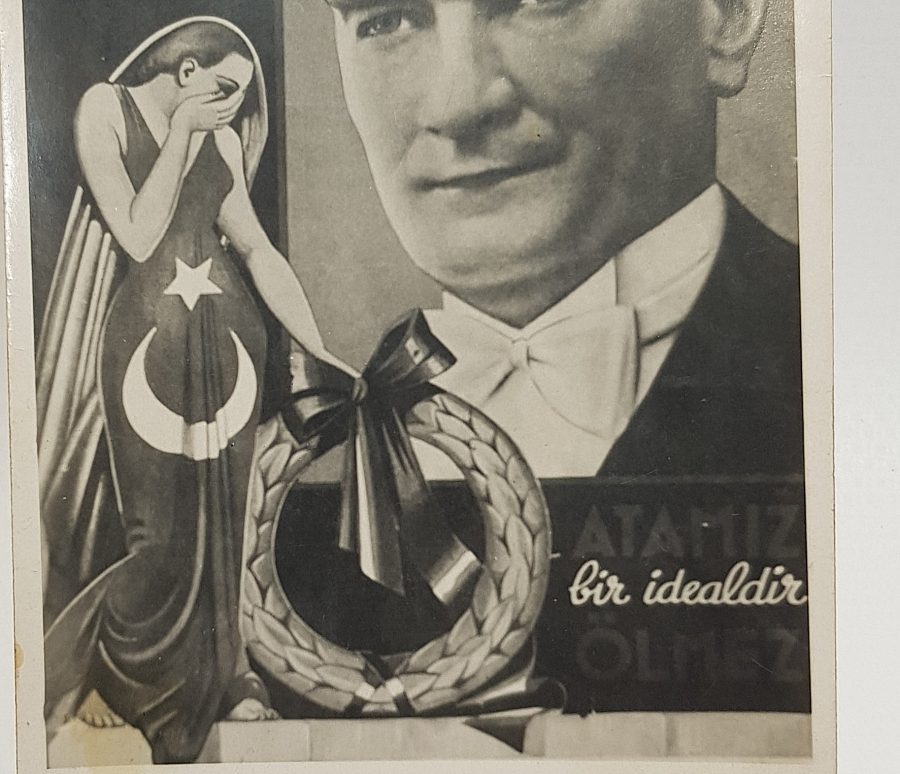 ATAMIZ BİR İDEALDİR ÖLMEZ YAZILI NADİR ATATÜRK KARTPOSTAL