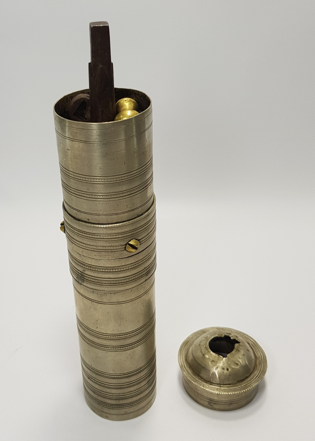 OSMANLI DÖNEMİ DÜŞÜK AYAR GÜMÜŞ KAHVE DEĞİRMENİ