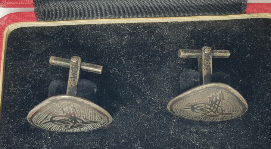 OSMANLI DÖNEMİ TUĞRA MOTİFLİ GÜMÜŞ KOL DÜĞMESİ