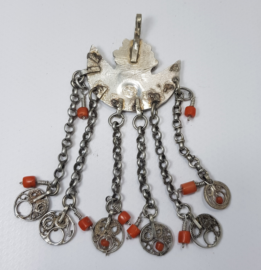 OSMANLI DÖNEMİ GÜVERSE İŞÇİLİKLİ TUĞRALI GÜMÜŞ FES SÜSÜ