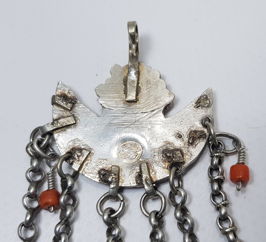 OSMANLI DÖNEMİ GÜVERSE İŞÇİLİKLİ TUĞRALI GÜMÜŞ FES SÜSÜ