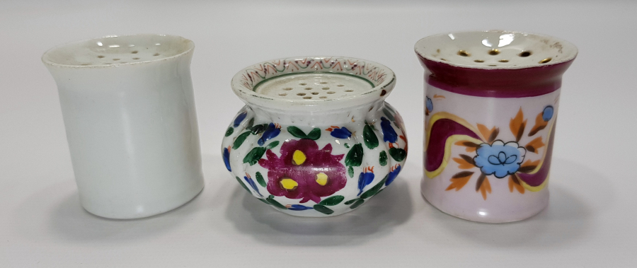 OSMANLI DÖNEMİ ÜÇLÜ PORSELEN RIHDAN SETİ