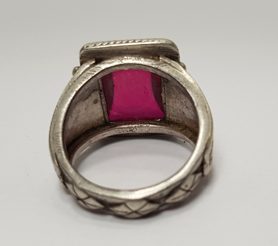 YAKUT TAŞLI GÜMÜŞ ERKEK YÜZÜK