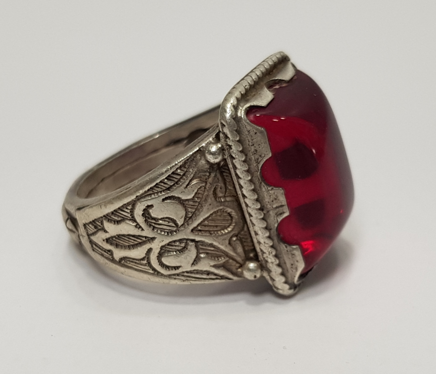 YAKUT TAŞLI GÜMÜŞ ERKEK YÜZÜK