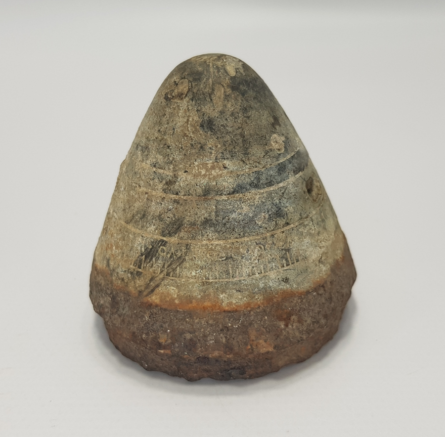 1. DÜNYA SAVAŞI DÖNEMİ ÜZERİ OSMANLICA YAZILI TOP MERMİSİ BAŞLIĞI