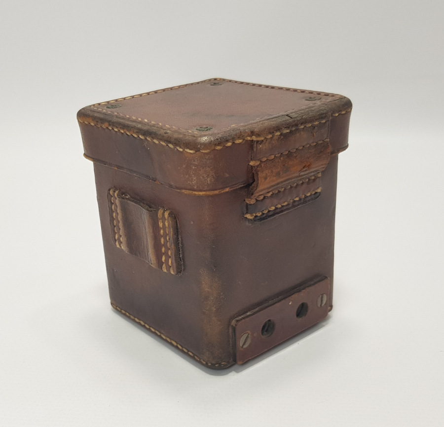 CARL ZEISS JENA ASKERİ BATARYA KUTUSU