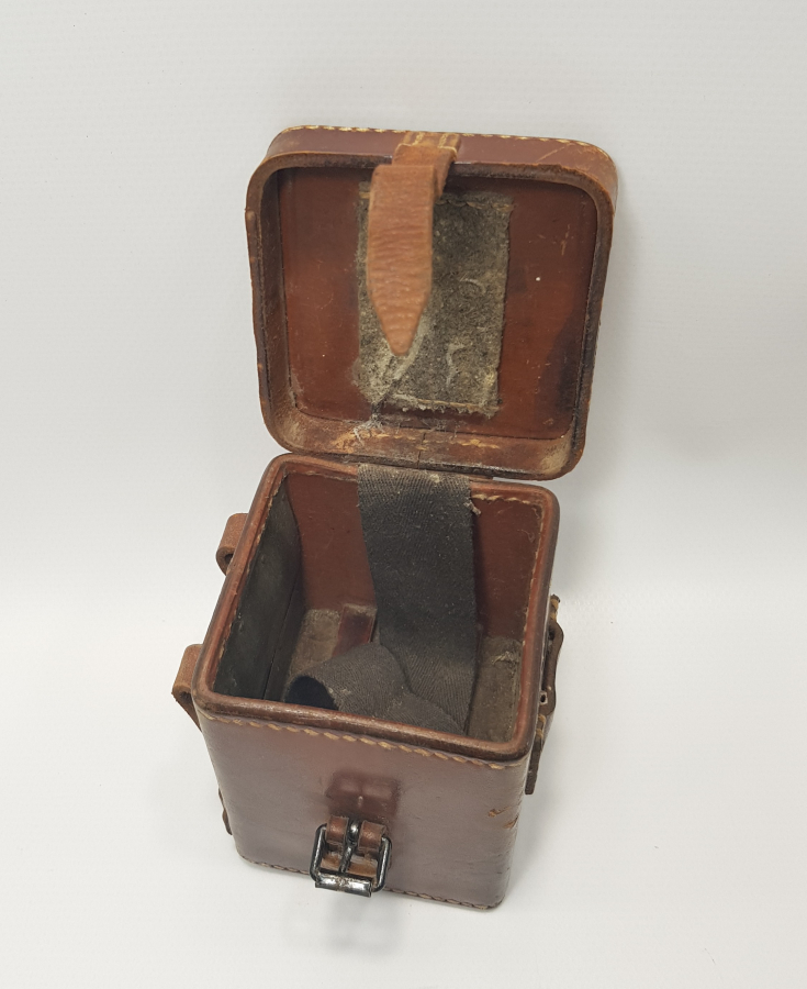 CARL ZEISS JENA ASKERİ BATARYA KUTUSU