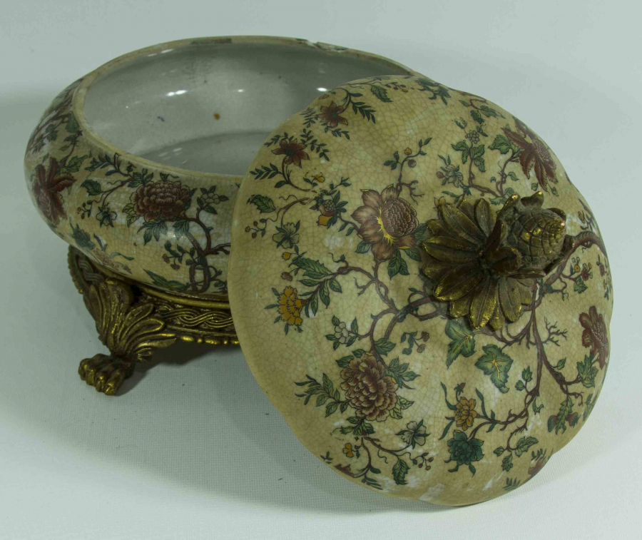 ASLAN AYAKLI FRANSIZ SERAMİK ŞEKERLİK