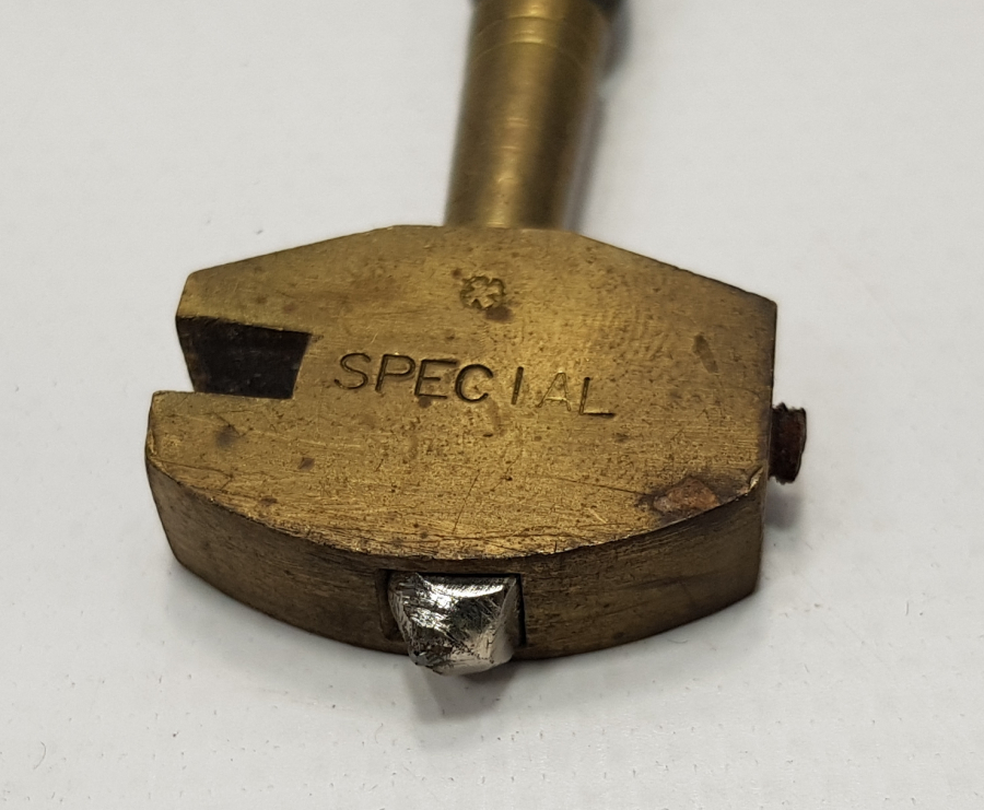 1930 LARDAN GERÇEK ELMAS UÇLU CAM KESME ALETİ