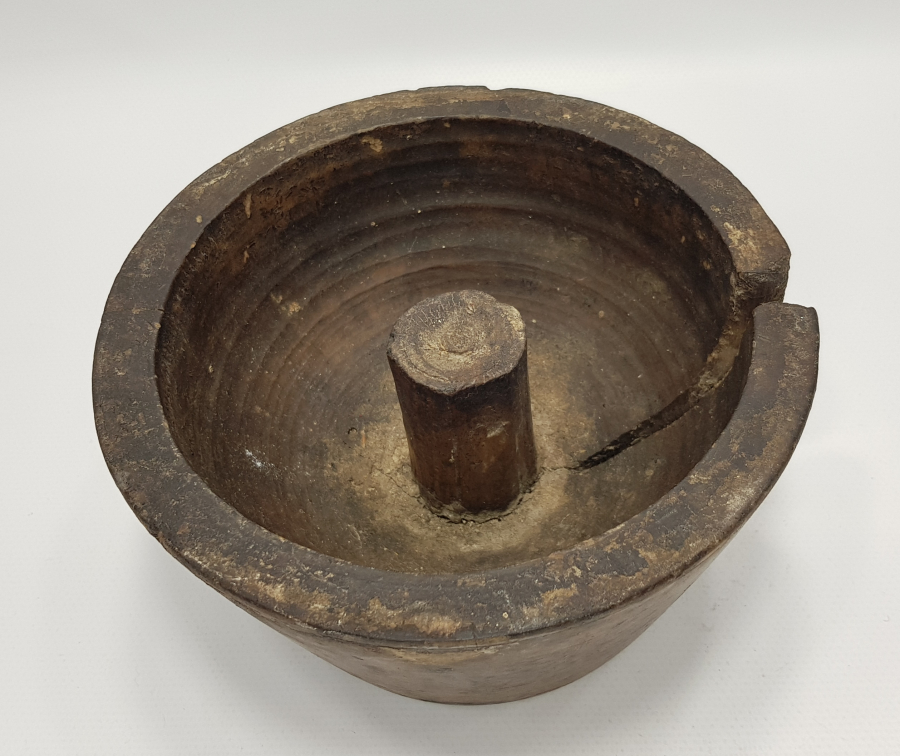 OSMANLI DÖNEMİ AHŞAP FES KALIBI