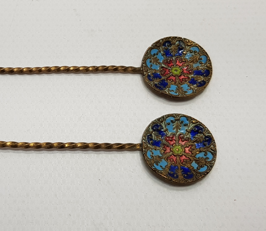 OSMANLI DÖNEMİ MİNELİ VE TOMBAKLI BİR ÇİFT MACUN KAŞIĞI