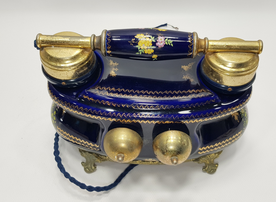 1960'LARDAN PORSELEN TELEFON