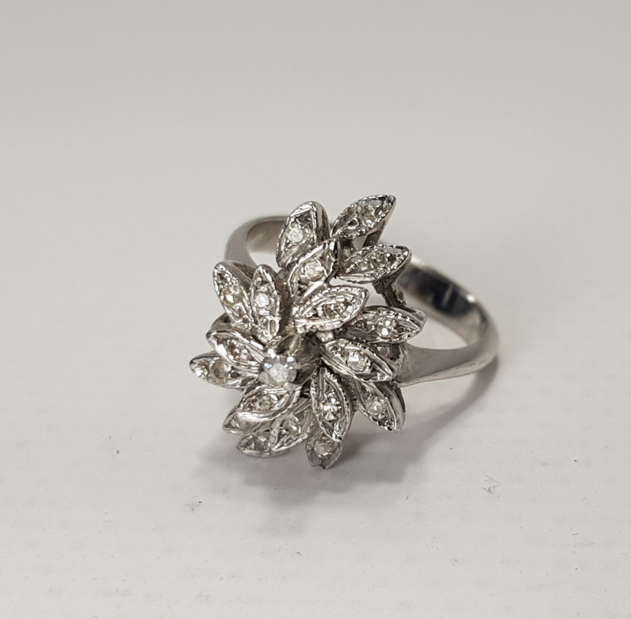 1970'LERDEN PIRLANTA YÜZÜK